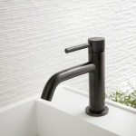 ΜΠΑΤΑΡΙΑ ΝΙΠΤΗΡΟΣ ORIGINS KNURLED ACCENTS BRUSHED BLACK PVD VADO