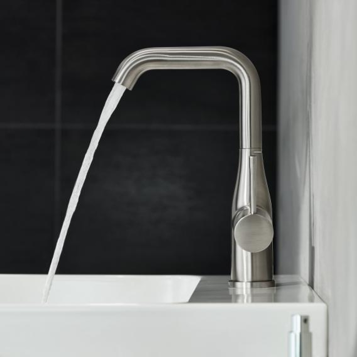 ΜΠΑΤΑΡΙΑ ΝΙΠΤΗΡΟΣ ESSENCE 24174DC1 ΨΗΛΗ SUPERSTEEL GROHE - Image 3
